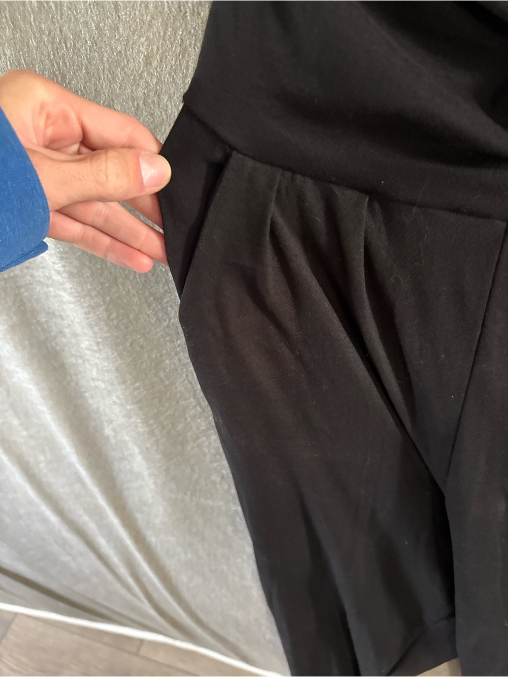 Two new Jumpsuits - Picture 4 of 11